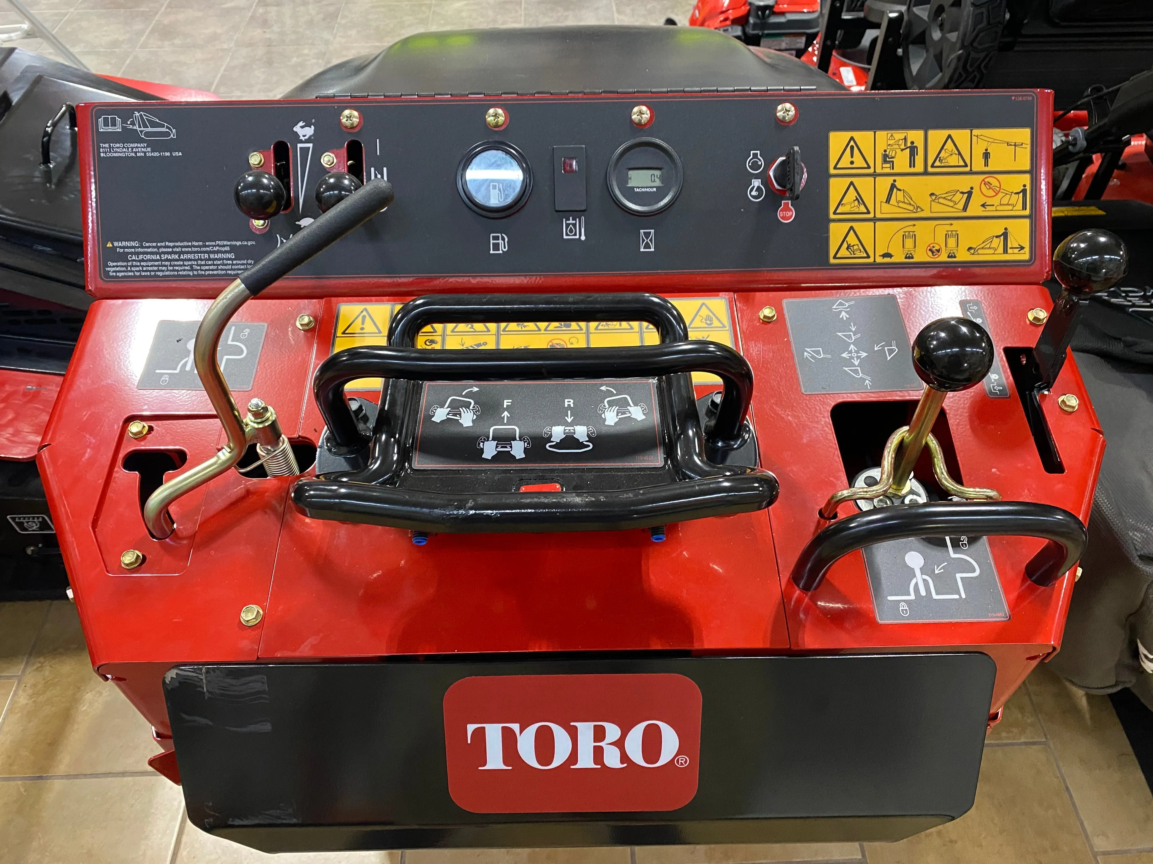Dingo TX 427 Wide Track Loader | Kohler Engine | 22322