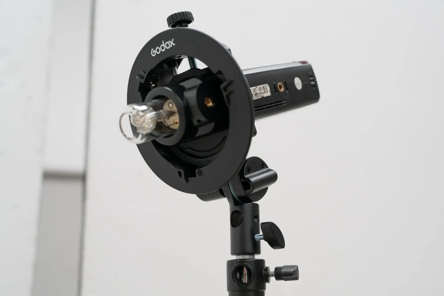 Godox S2 Speedlite Bracket For Flash Bowens / S-Type Mounts