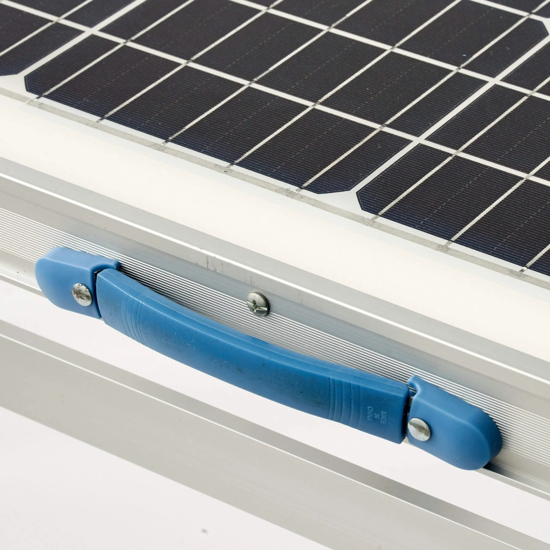 GoSun Chill Electric Cooler   Solar Table 60  Bundle